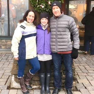 Meet your Posher, Elizabeth